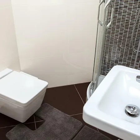 For Dreamers! Big Terrace&near River/center Apartment Prag