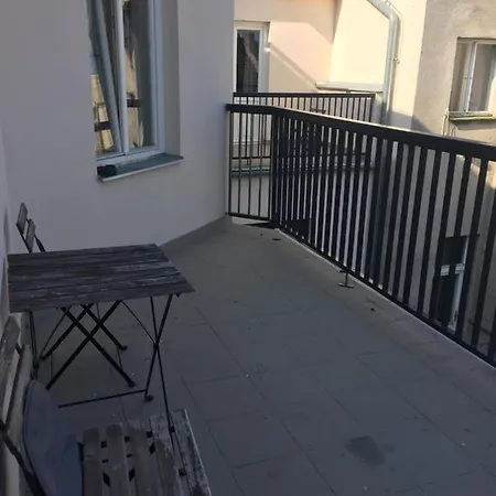 아파트 For Dreamers! Big Terrace&near River/center *